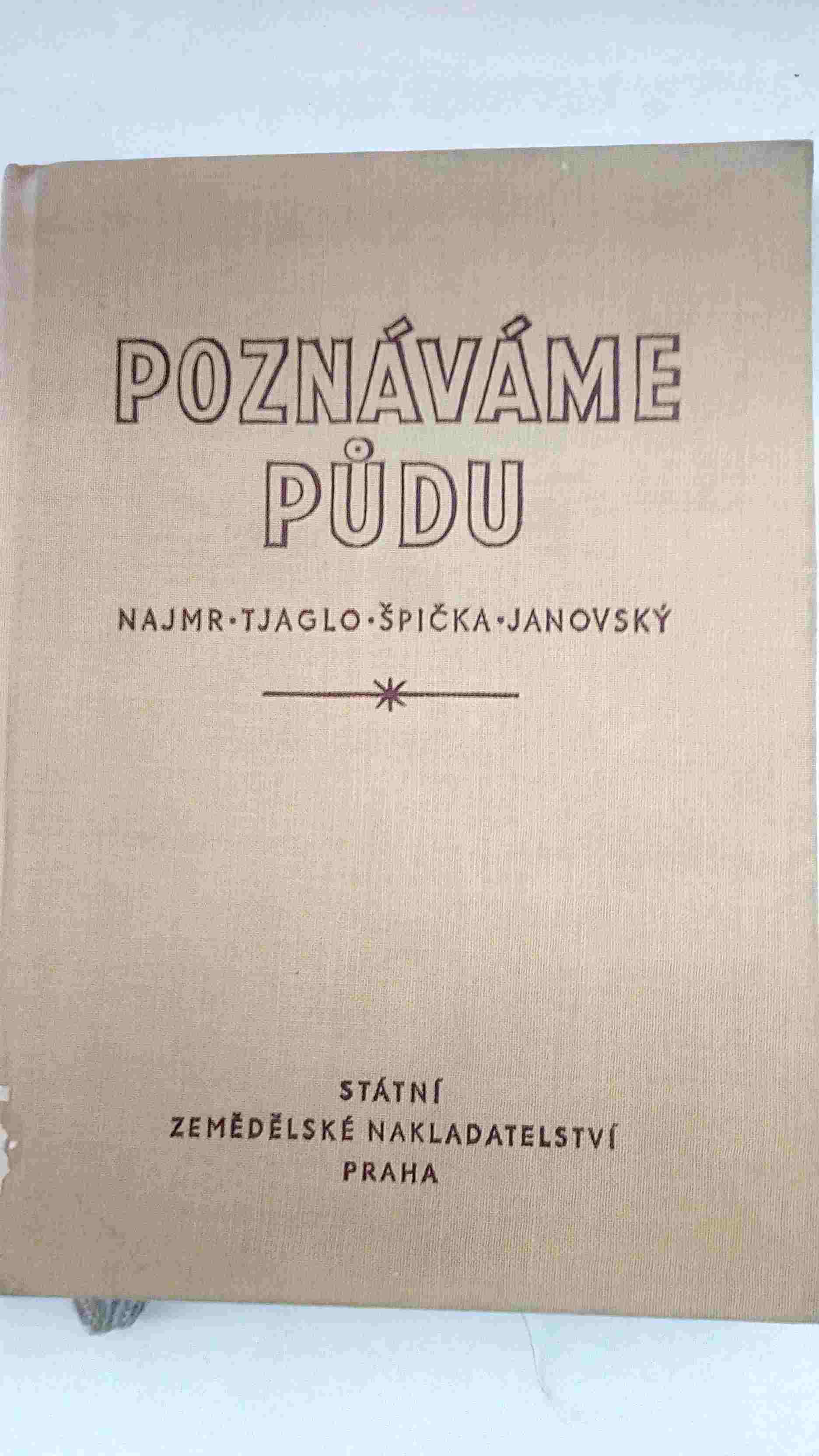 Poznáváme půdu