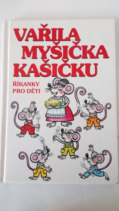 Vařila myšička kašičku