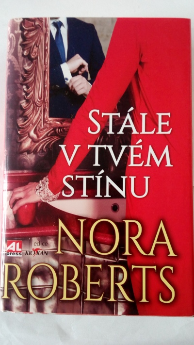 Stále v tvém stínu