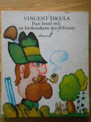 Pan lesní má za kloboukem mydlifouse