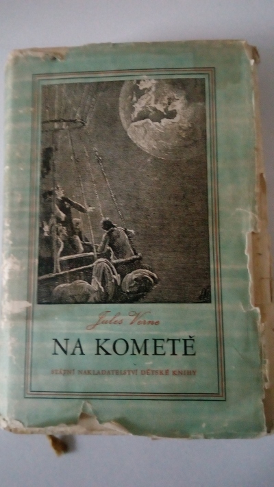 Na kometě