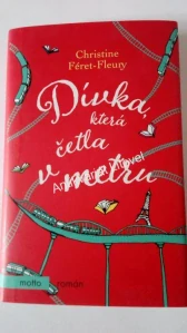 Dívka, která četla v metru