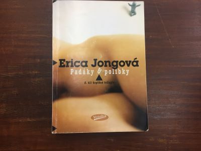 Padáky a polibky - 3. Díl